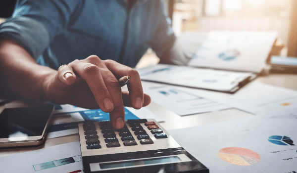 Sự khác nhau giữa kế toán công nợ và kế toán thanh toán